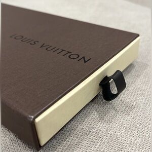 AUTHENTIC LOUIS VUITTON TIE OR SCARF GIFT BOX/ ORIGINAL TISSUE PAPER